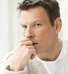 naisip ng isang lalaki ang tungkol sa paglabas sa panahon ng pagpukaw